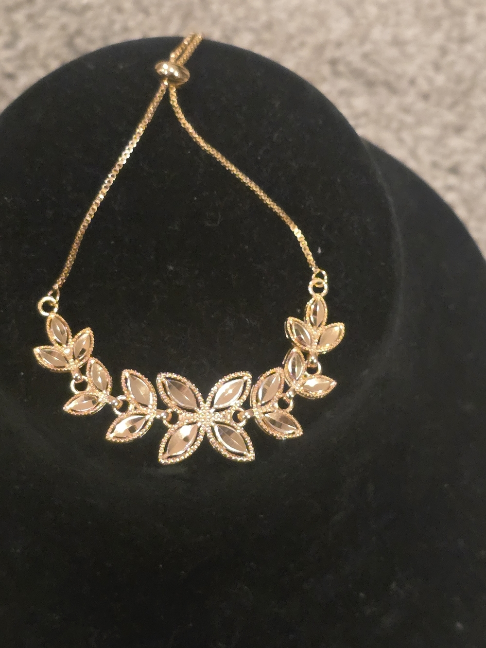 22kgp Dubai Gold Tone Leaf Floral Bracelet - Women Jewelry